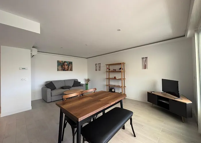 T2 dans résidence standing Juan Flore dernier étage avec terrasse vue mer Apartamento *