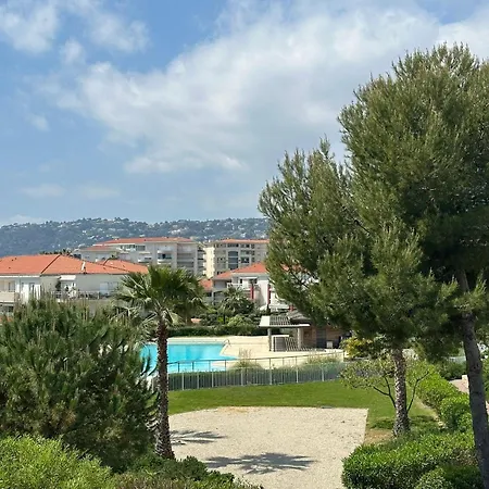 Evasion Cotiere Avec Vue Et Piscine A Deux Pas De La *