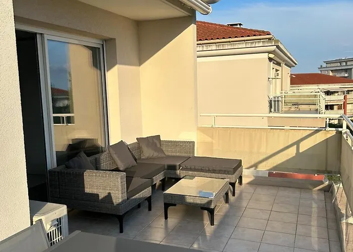 Evasion Cotiere Avec Vue Mer Et Piscine A Deux Pas De La Plage * 昂蒂布